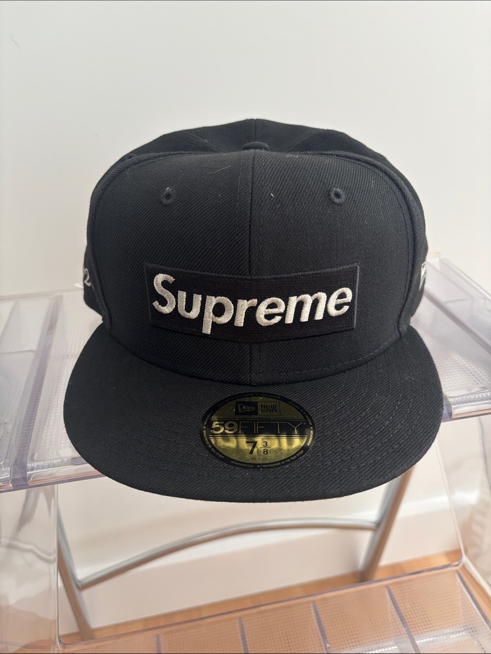 Supreme New York $1M Metallic Box Logo New Era Hat NWT